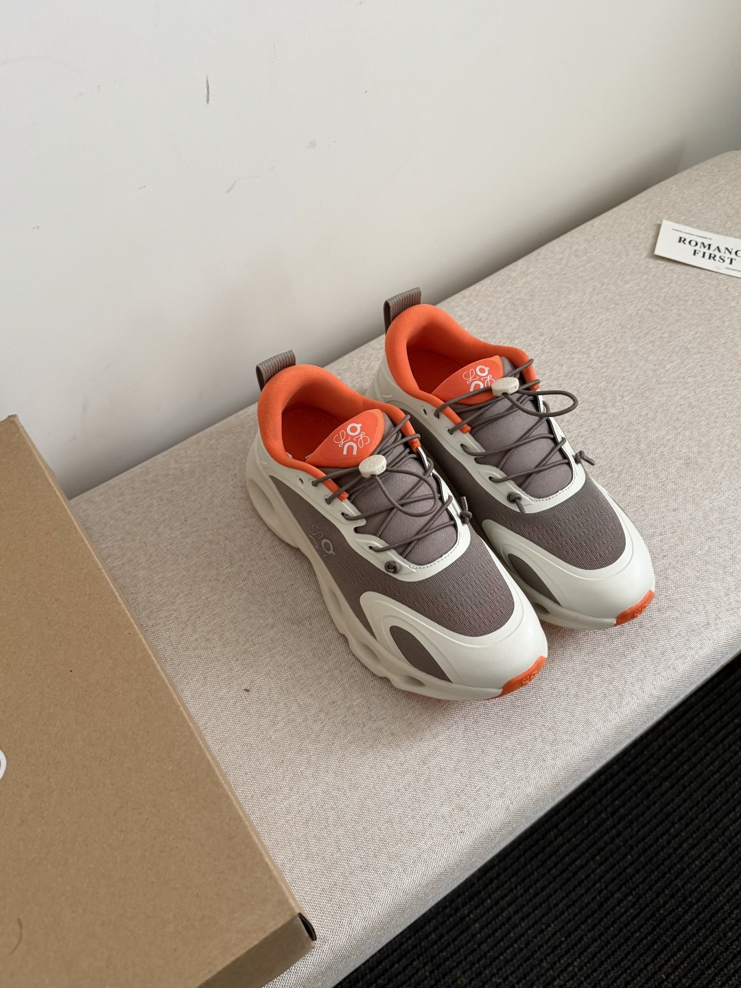 NO:726058,Beige details. Size36 - 45 (couple size), casual shoes/sports shoes, sneakers19860909米橙色细节. Size36 - 45（情侣码）,休闲鞋/运动鞋,sneakers,Women's Shoes