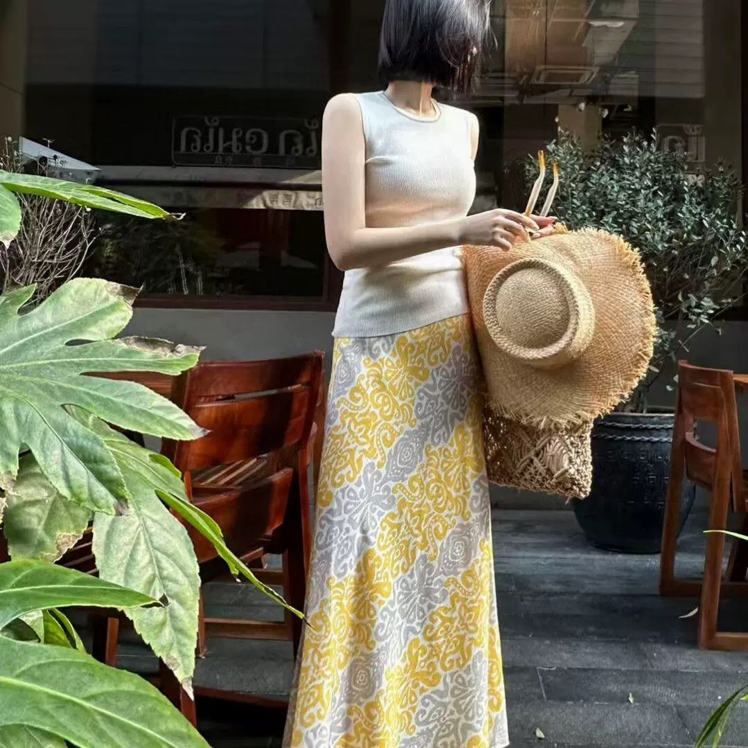 High-Quality Women’s Suit with Exchange Support, Packaged Max: Modern City Style. - 图片 8