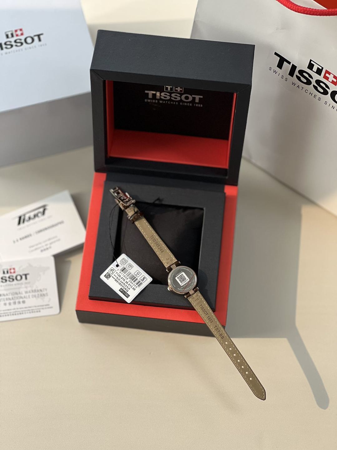 Tissot 嘉丽小美人 腕表tissot,皮带,包,手表 3