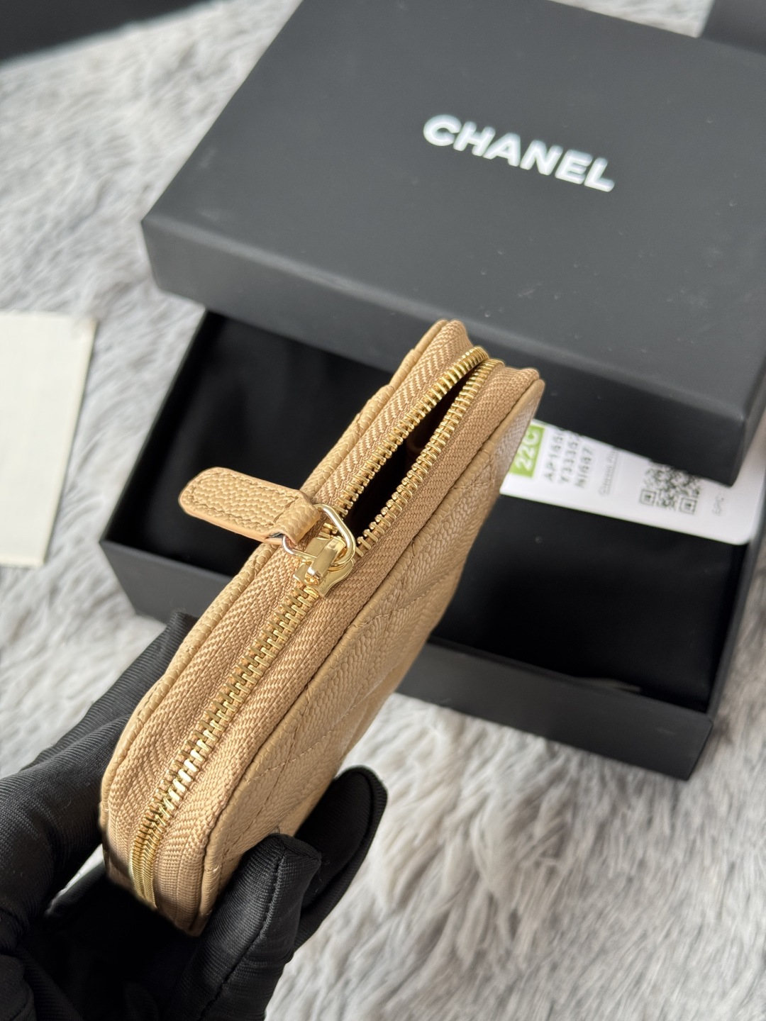 Pchanel -新款小拉链零钱包，这款小单拉卡包前幅后幅都增加了卡位！满足用卡需求多！
款号：A
尺寸