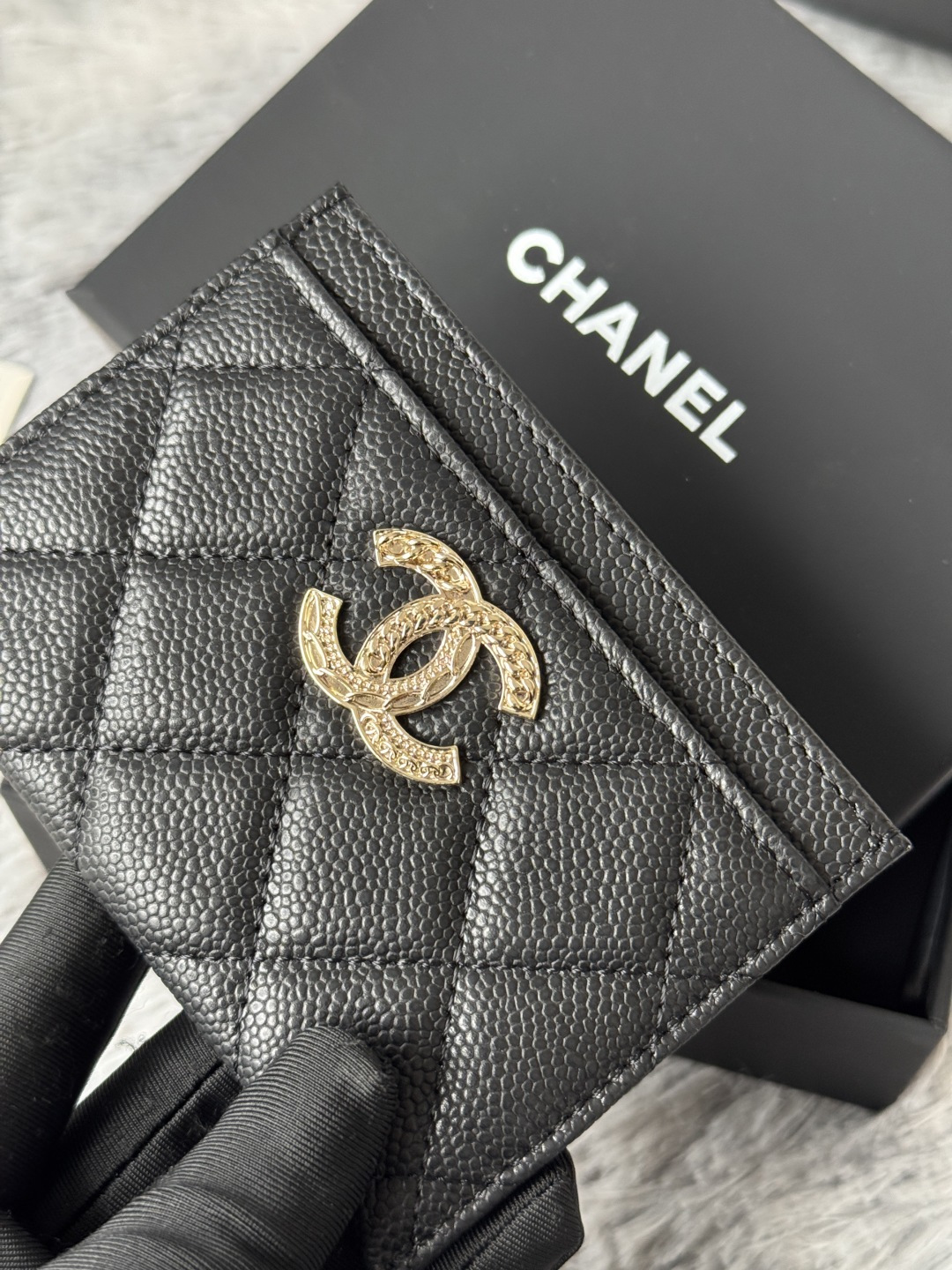 🆕型号ap-3048 CHANEL 22k浮雕lgo大双C五金，官网最新🆕卡包 鱼子酱中球纹牛皮防刮花，