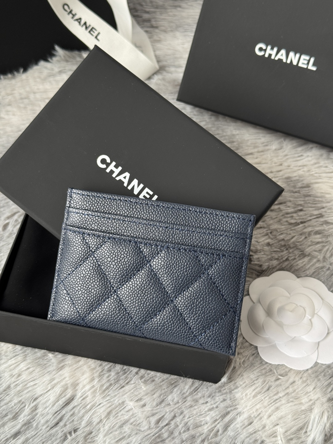 🆕型号ap-3048 CHANEL 22k浮雕lgo大双C五金，官网最新🆕卡包 鱼子酱中球纹牛皮防刮花，