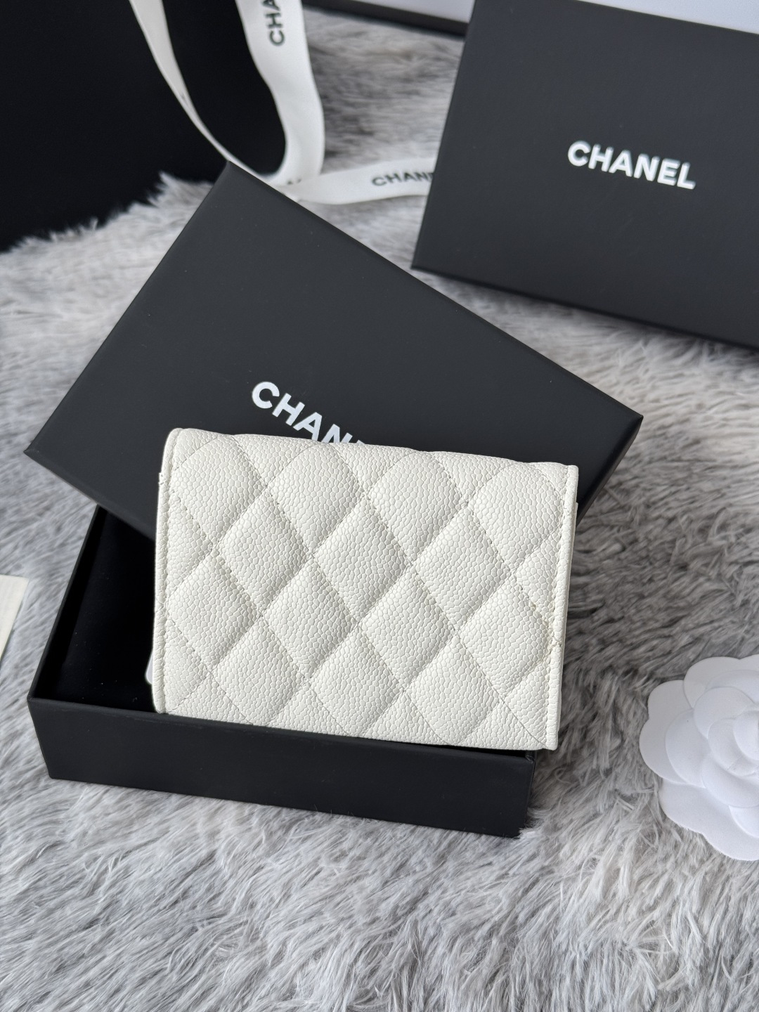 🆕型号ap-3047CHANEL 22k浮雕五金，新双C大lgo带有精致复刻味，非常美丽，官网最新🆕卡包