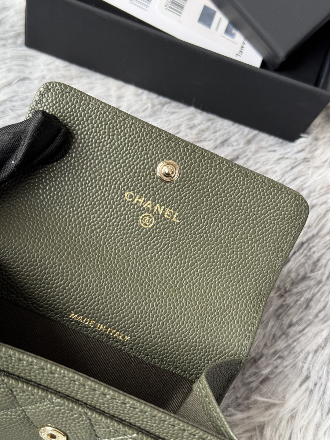 🆕型号ap-3047CHANEL 22k浮雕五金，新双C大lgo带有精致复刻味，非常美丽，官网最新🆕卡包