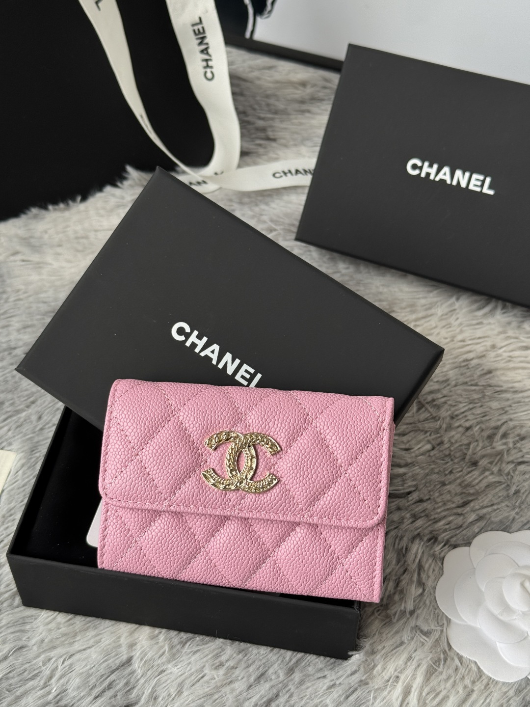 🆕型号ap-3047CHANEL 22k浮雕五金，新双C大lgo带有精致复刻味，非常美丽，官网最新🆕卡包