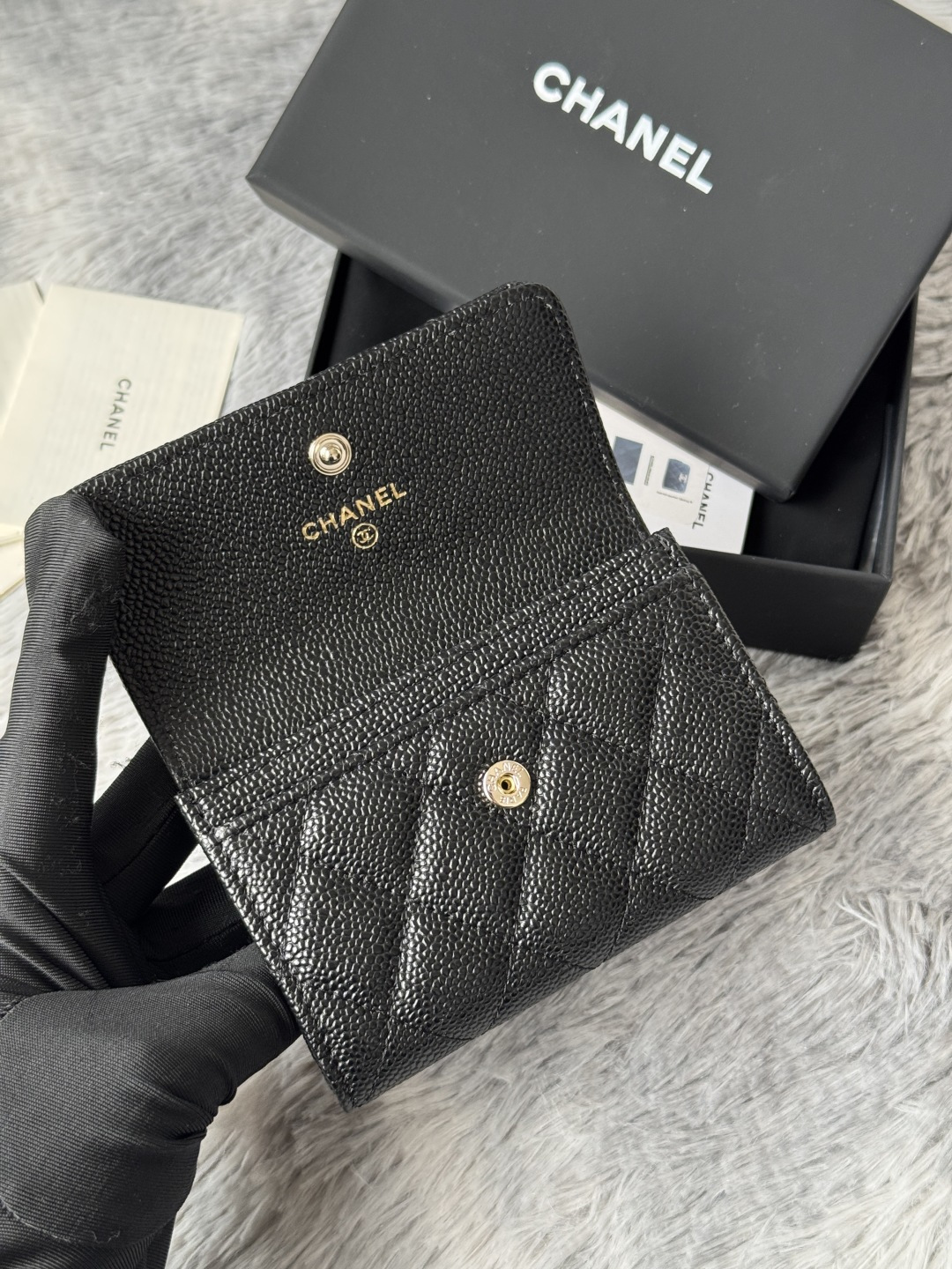 🆕型号ap-3047CHANEL 22k浮雕五金，新双C大lgo带有精致复刻味，非常美丽，官网最新🆕卡包