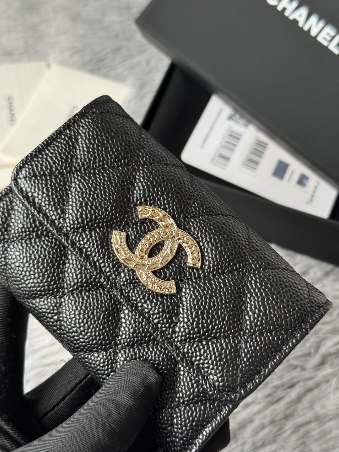 🆕型号ap-3047CHANEL 22k浮雕五金，新双C大lgo带有精致复刻味，非常美丽，官网最新🆕卡包