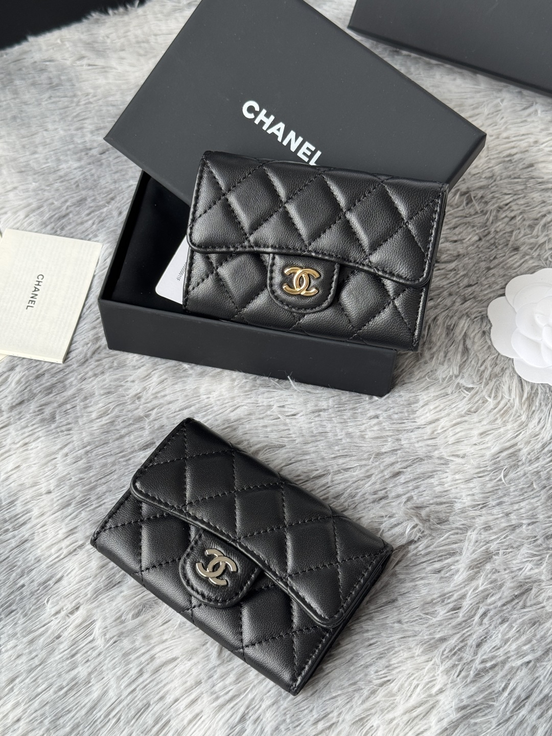 ap-最经典卡包Cf 80799 组合图 
六个颜色