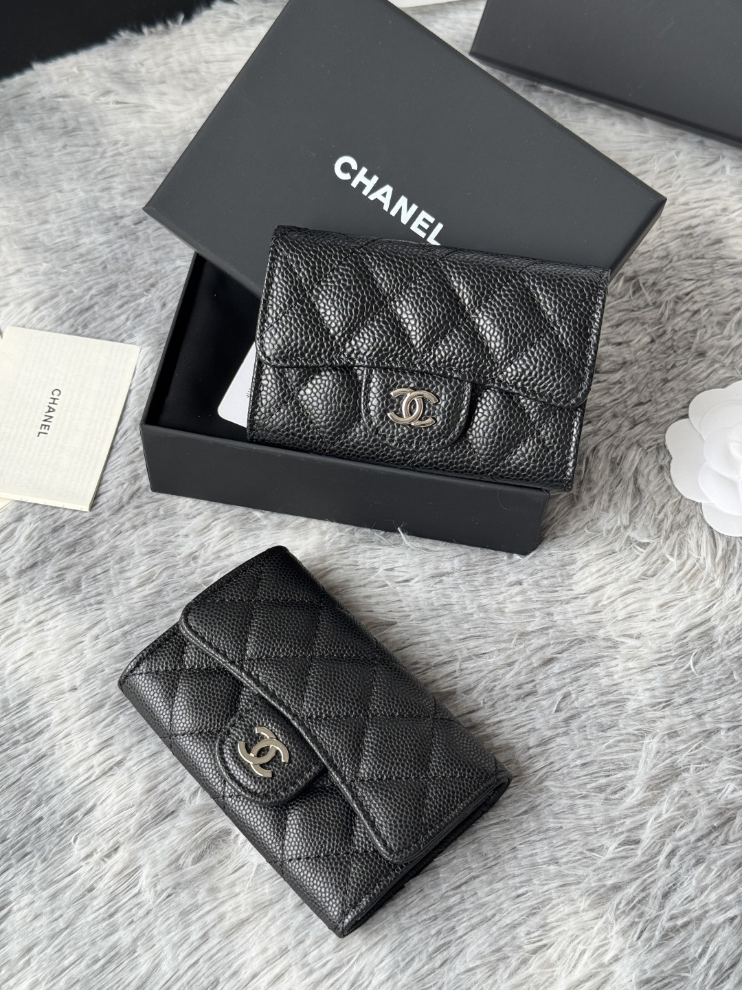 ap-最经典卡包Cf 80799 组合图 
六个颜色