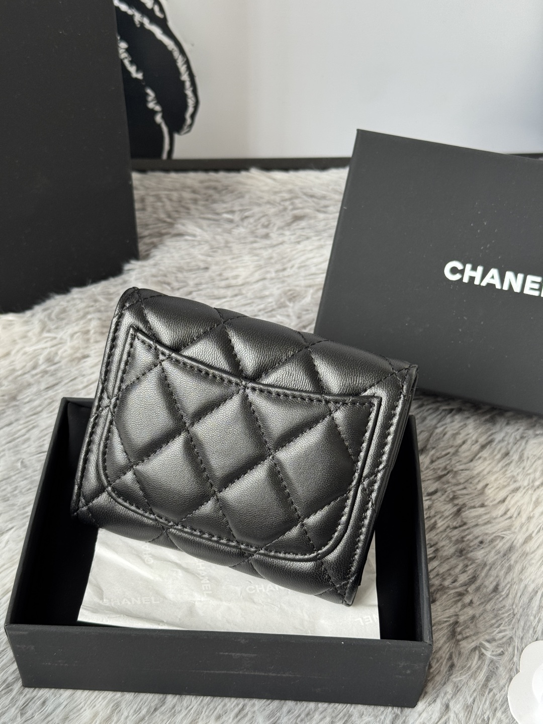 P升级版CHANEL。 经典cf卡包💦款号A31504顶级皮料五金，菱格纹路.原单品质！细节美到淋漓尽致