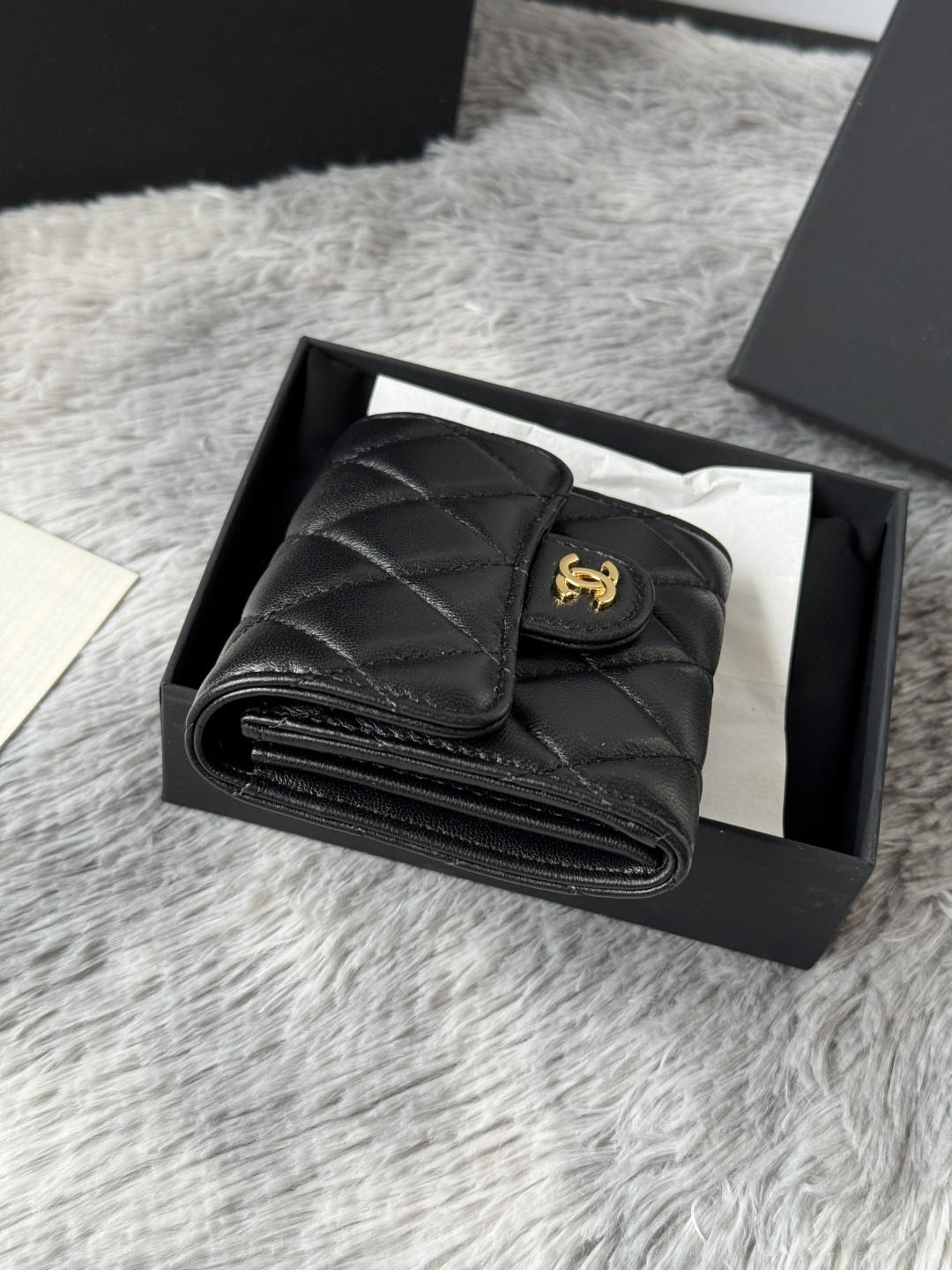 P升级版CHANEL。 经典cf卡包💦款号A31504顶级皮料五金，菱格纹路.原单品质！细节美到淋漓尽致