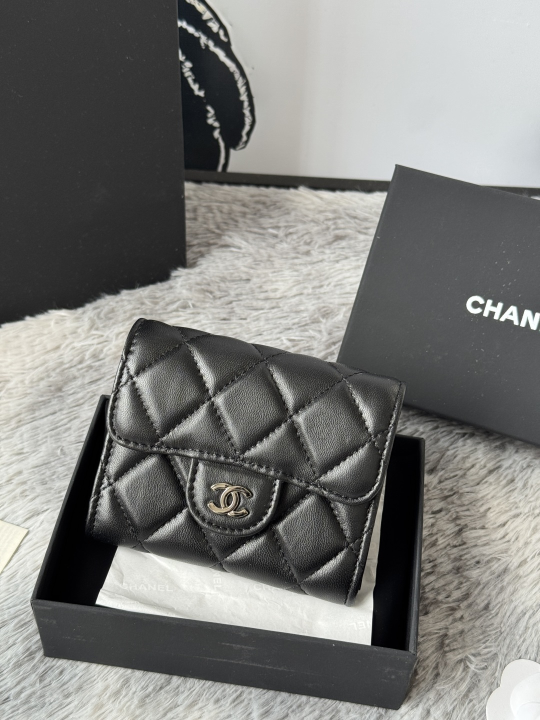 P升级版CHANEL。 经典cf卡包💦款号A31504顶级皮料五金，菱格纹路.原单品质！细节美到淋漓尽致