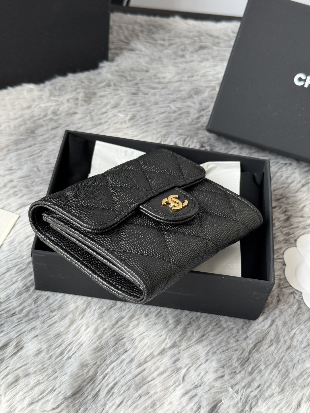 P升级版CHANEL。 经典cf卡包💦款号A31504顶级皮料五金，菱格纹路.原单品质！细节美到淋漓尽致