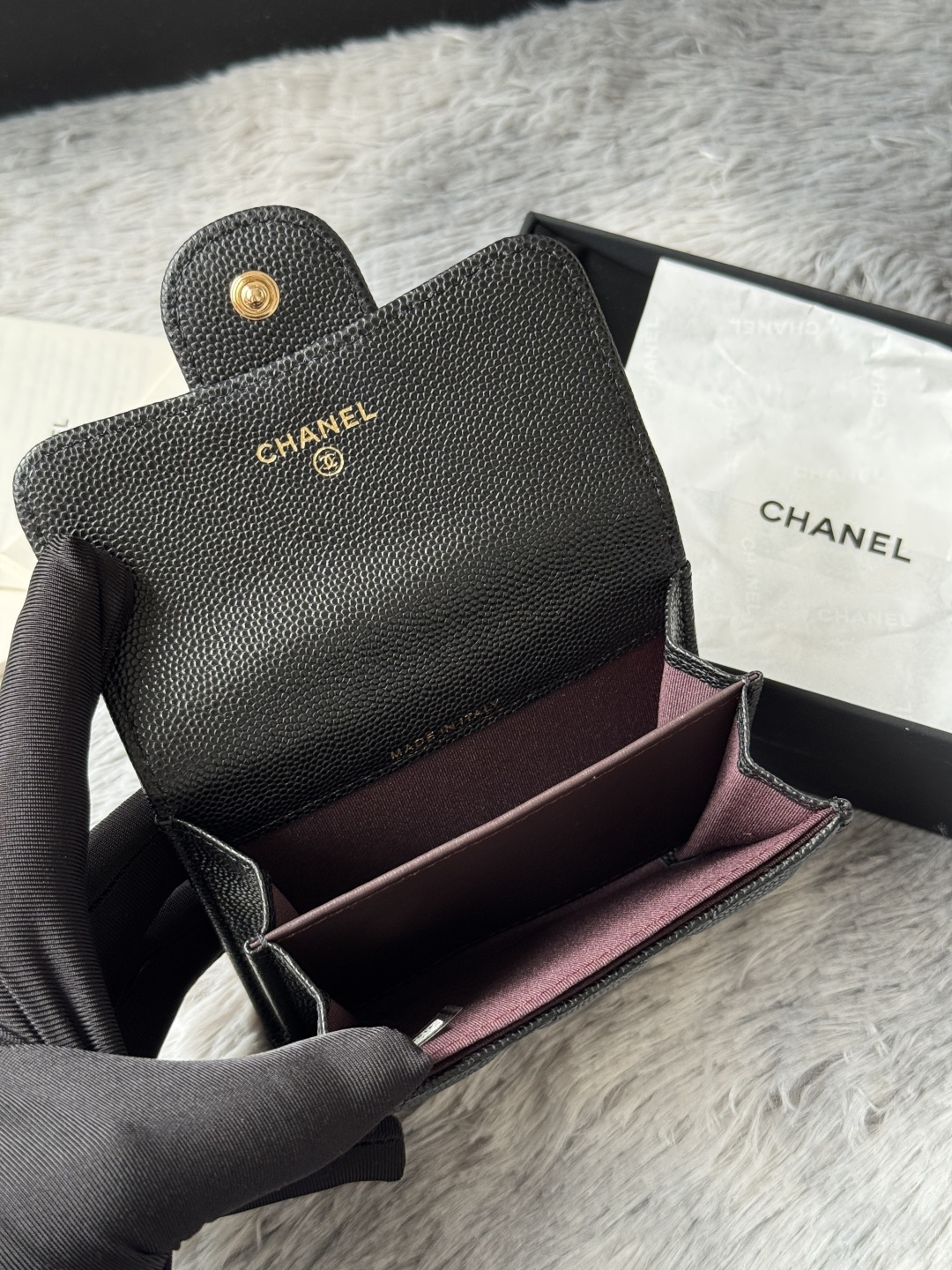 P升级版CHANEL。 经典cf卡包💦款号A31504顶级皮料五金，菱格纹路.原单品质！细节美到淋漓尽致