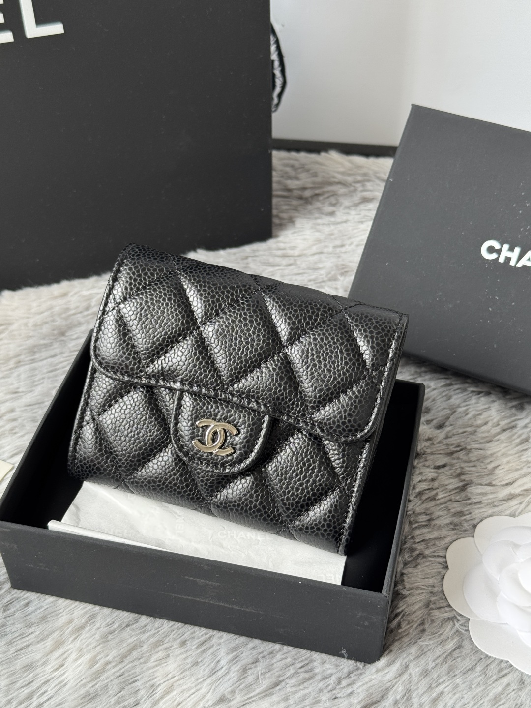 P升级版CHANEL。 经典cf卡包💦款号A31504顶级皮料五金，菱格纹路.原单品质！细节美到淋漓尽致