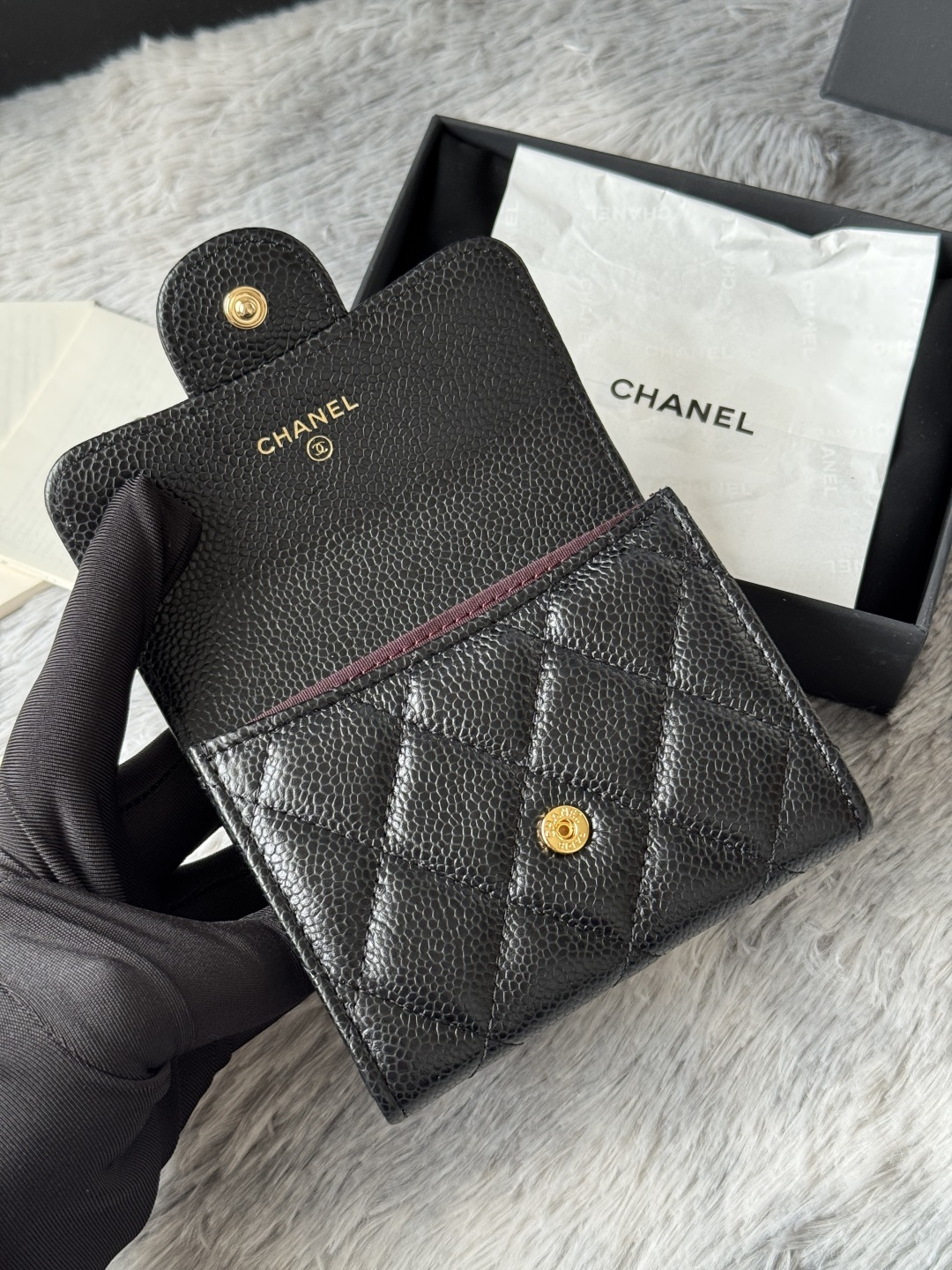 P升级版CHANEL。 经典cf卡包💦款号A31504顶级皮料五金，菱格纹路.原单品质！细节美到淋漓尽致