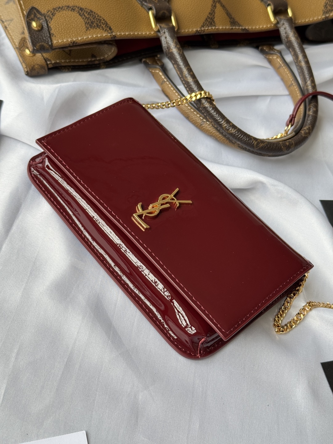 Saint Laurent Paris Phone Holder Mini Bag - Stylish and Functional 26 cmp i1748314158293 6664 0 2