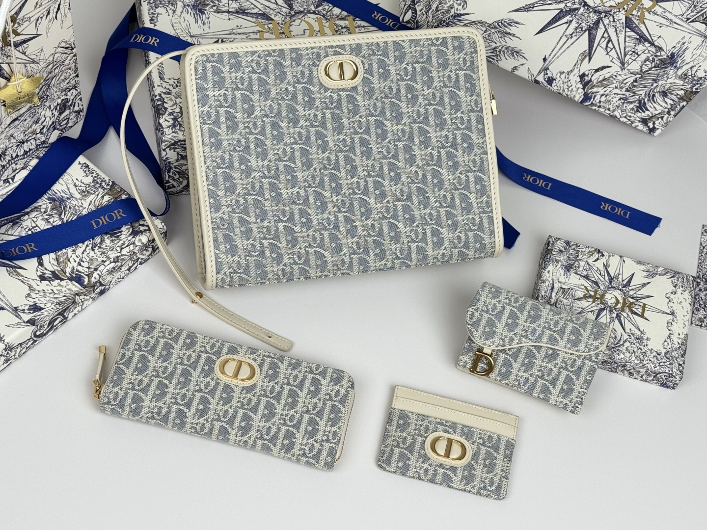 NO:673732,CD handbag, zipper bag, card bag, saddle bag, Dior wallet, dior, wallets19860909CD 手包 拉链包 卡包 马鞍包,Dior钱包,dior,wallets,欧美剧