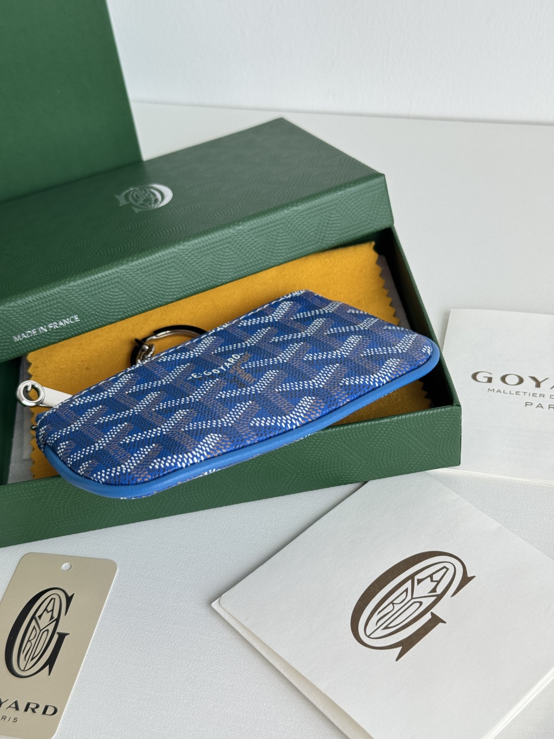 Goyard Sénat Nano Blue Key Pouch Cardholder - Compact and Secure 5 cmp i1749210331161 9012 0 4