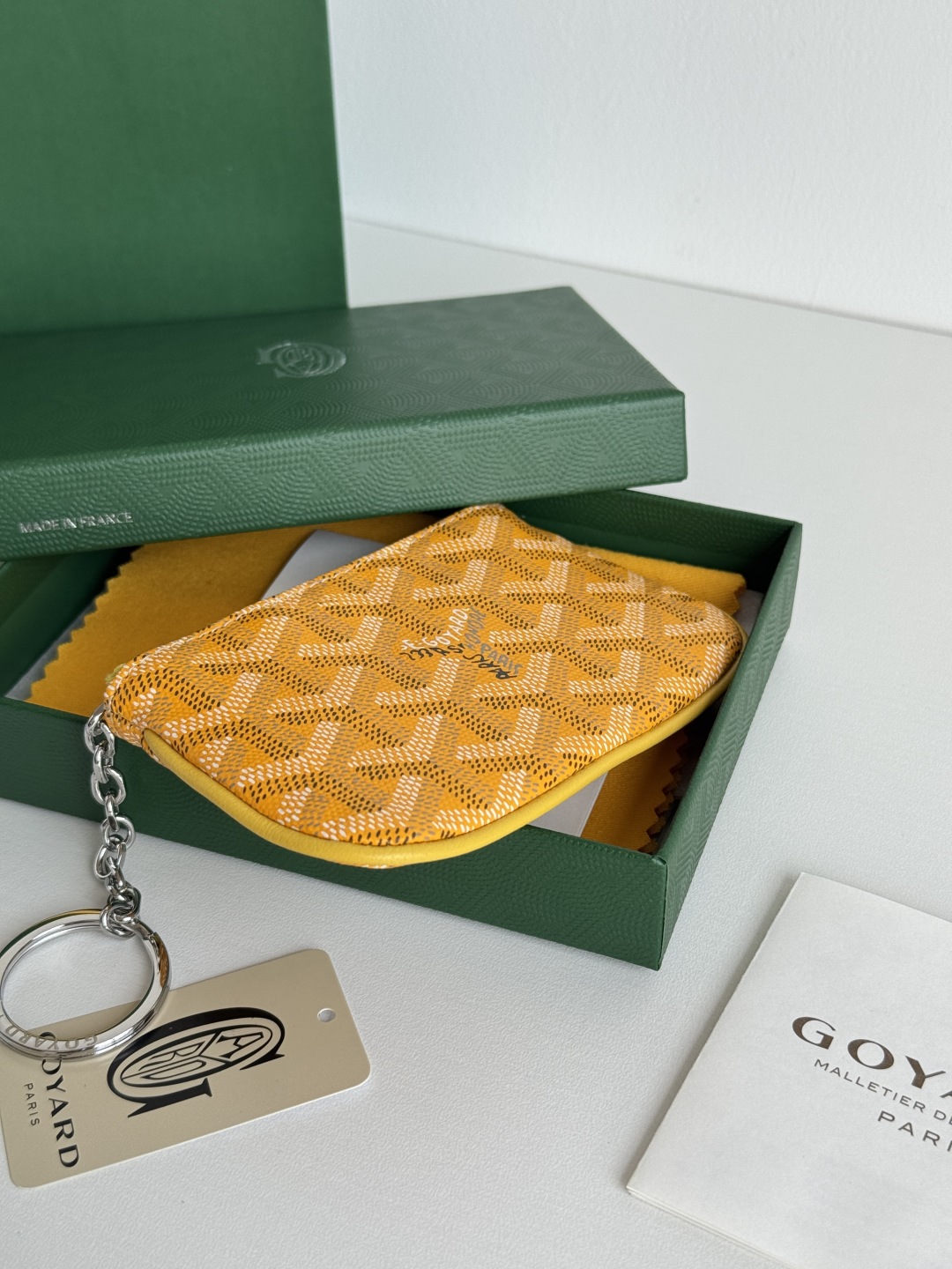 Goyard Sénat Nano Yellow Key Pouch/Cardholder - Compact & Secure 6 cmp i1749210438565 3636 0 4