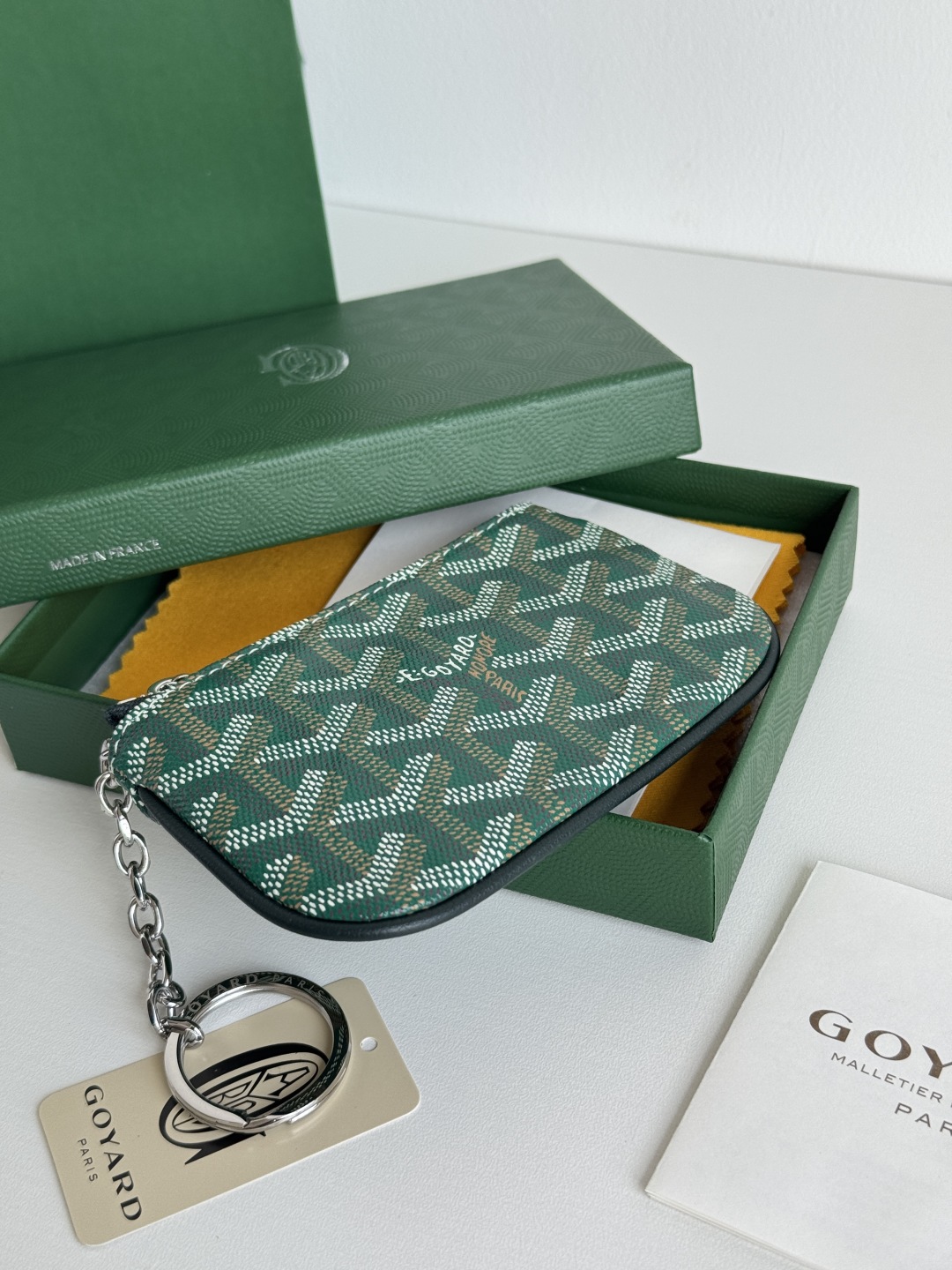 Goyard Sénat Nano Key Pouch Cardholder - Versatile & Compact 6 cmp i1749210461868 1836 0 4
