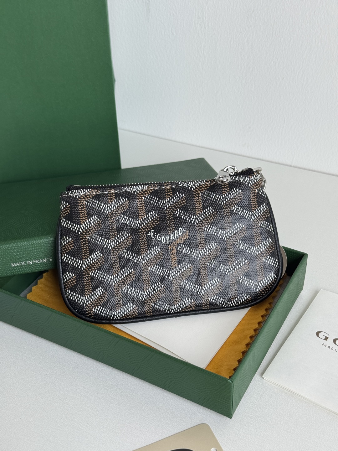 Goyard Sénat Nano Key Pouch Cardholder – Securely Holds Cards, Keys, and Coins 4 cmp i1749210479718 8264 0 2
