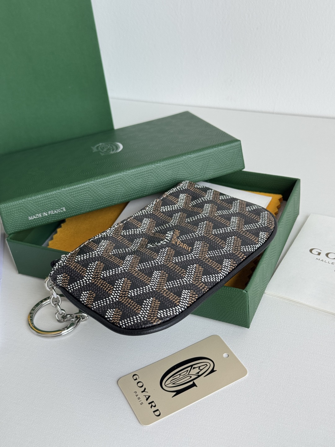 Goyard Sénat Nano Key Pouch Cardholder – Securely Holds Cards, Keys, and Coins 6 cmp i1749210482318 64 0 4
