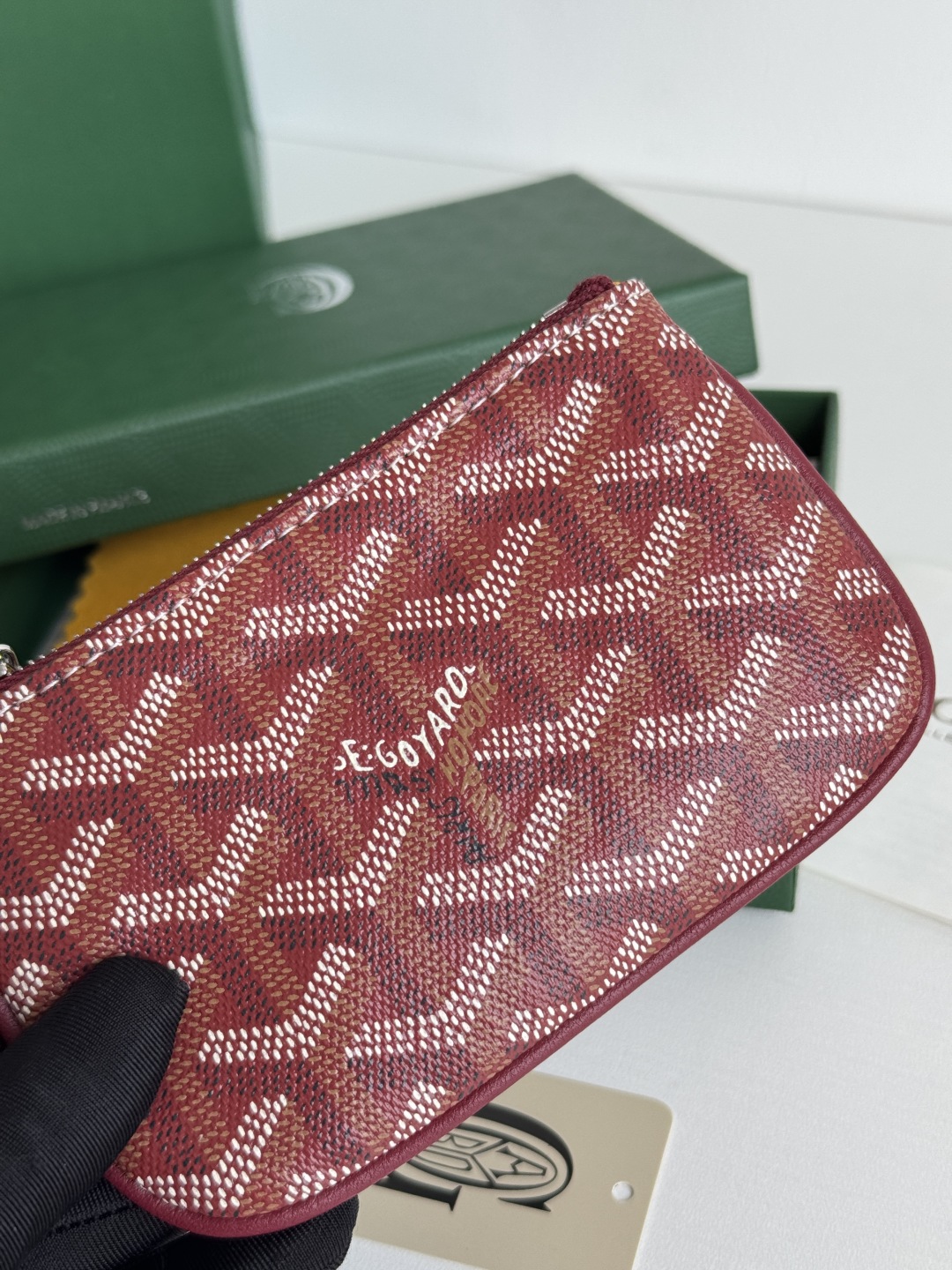 Goyard Sénat Nano Burgundy Key Pouch/Cardholder - Compact & Secure 6 cmp i1749210601744 1193 0 5