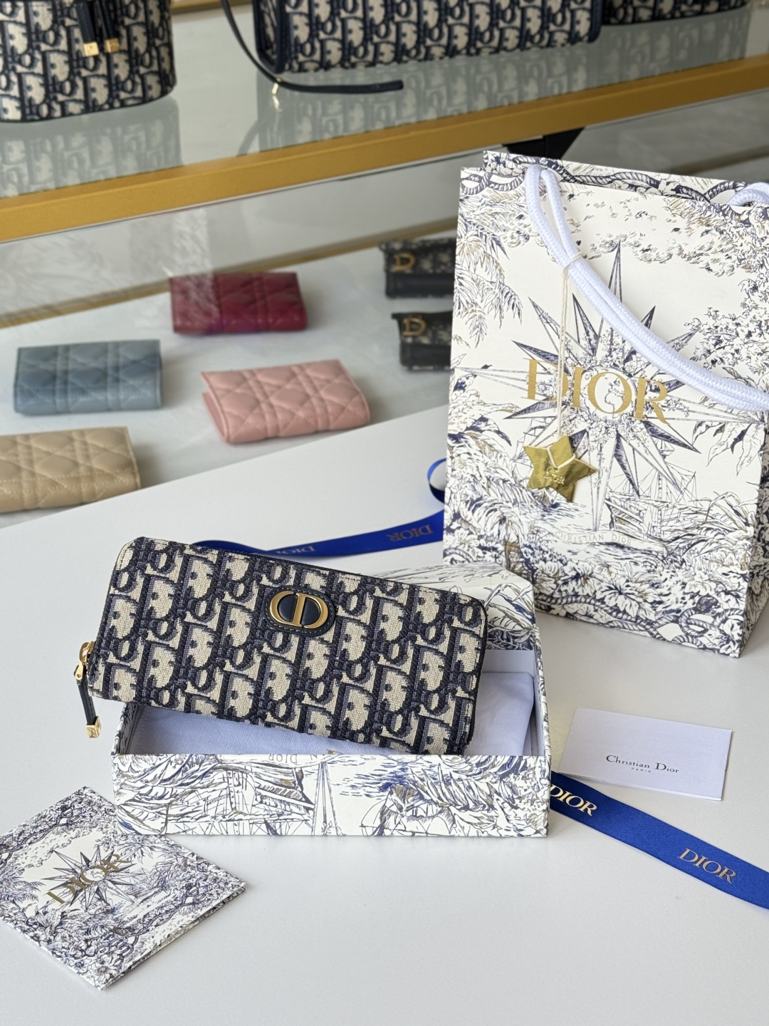 Dior 长款拉链钱包 提花布 Dior Oblique 搭配深蓝色头层牛皮 容量大双隔层