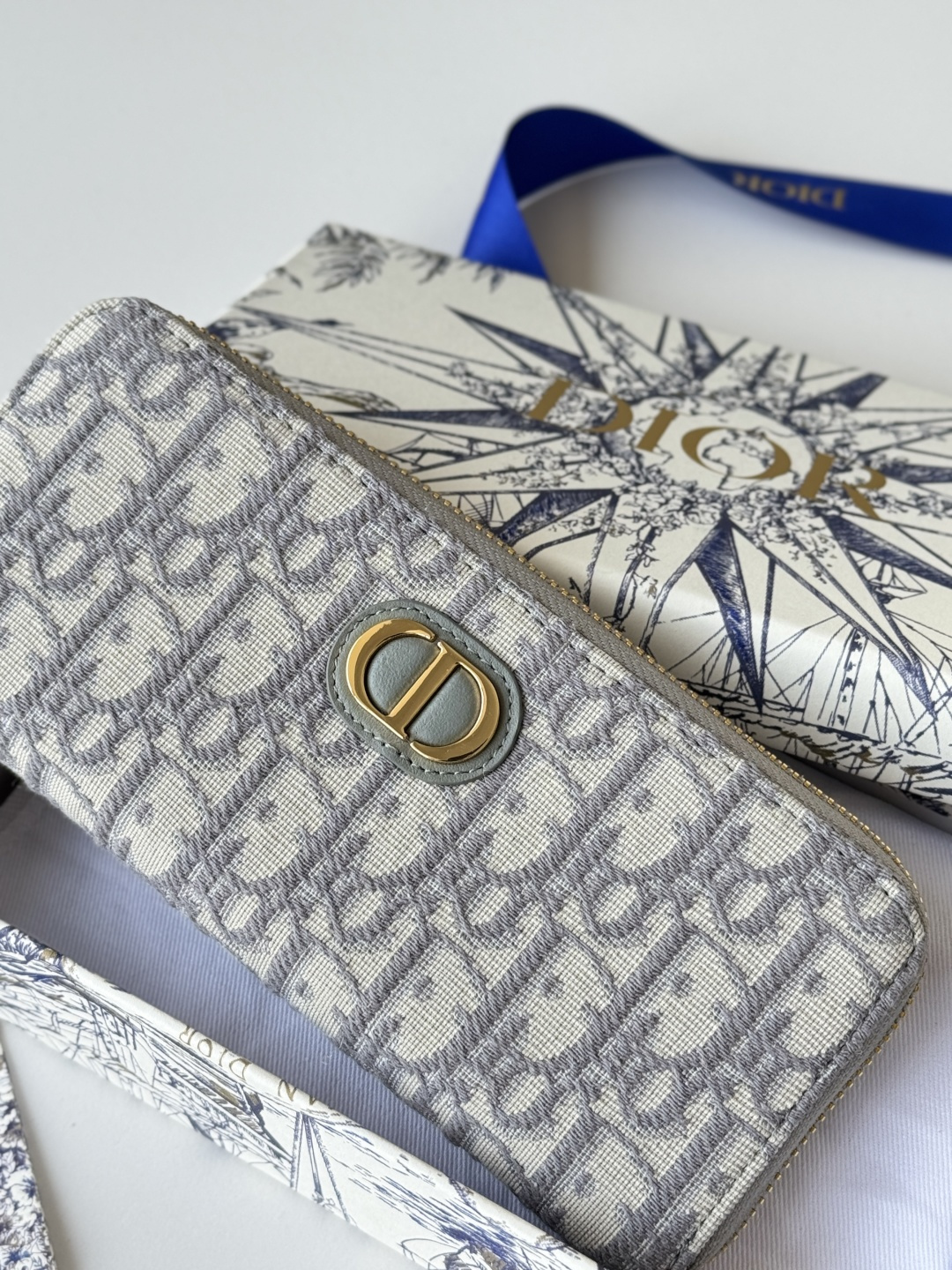 Dior 长款拉链钱包 提花布 Dior Oblique 搭配深蓝色头层牛皮 容量大双隔层