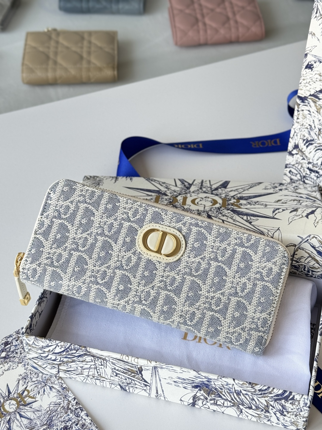 Dior 长款拉链钱包 提花布 Dior Oblique 搭配深蓝色头层牛皮 容量大双隔层