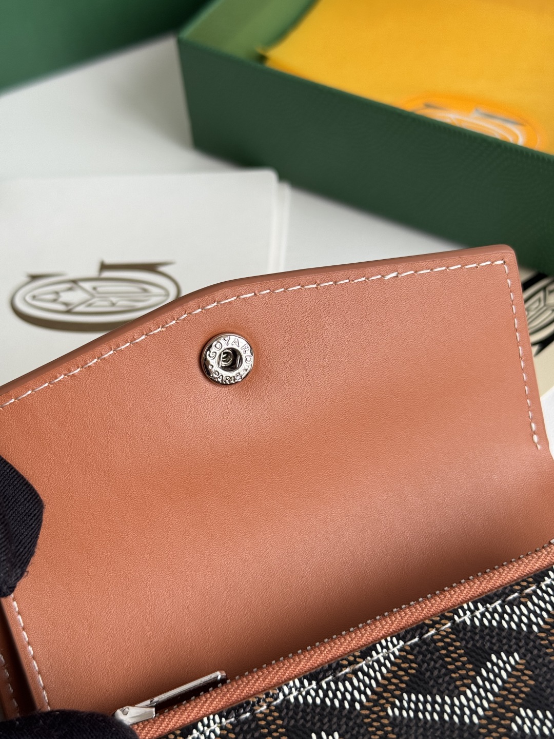 Goyard Saint-Gabriel Tri-Fold Wallet in Goyardine Canvas and Calfskin Leather 11 cmp i1752306441003 3809 0 9