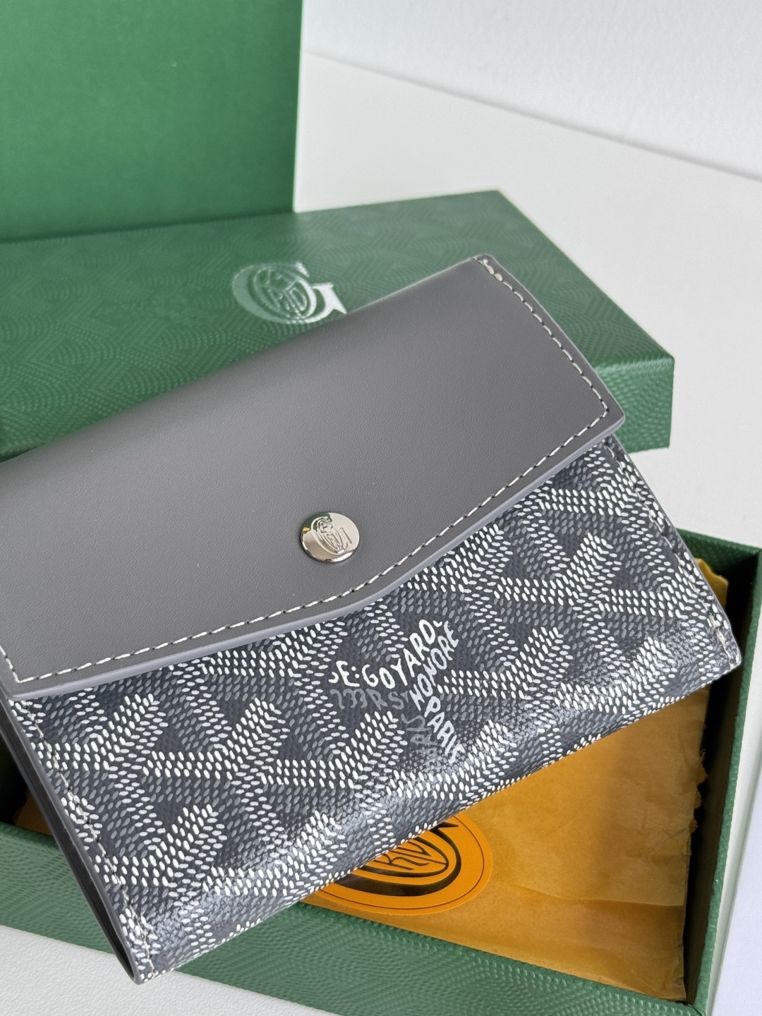 Goyard Saint-Gabriel Tri-Fold Wallet in Goyardine Canvas & Calfskin Leather 6 cmp i1752306689232 7588 0 5