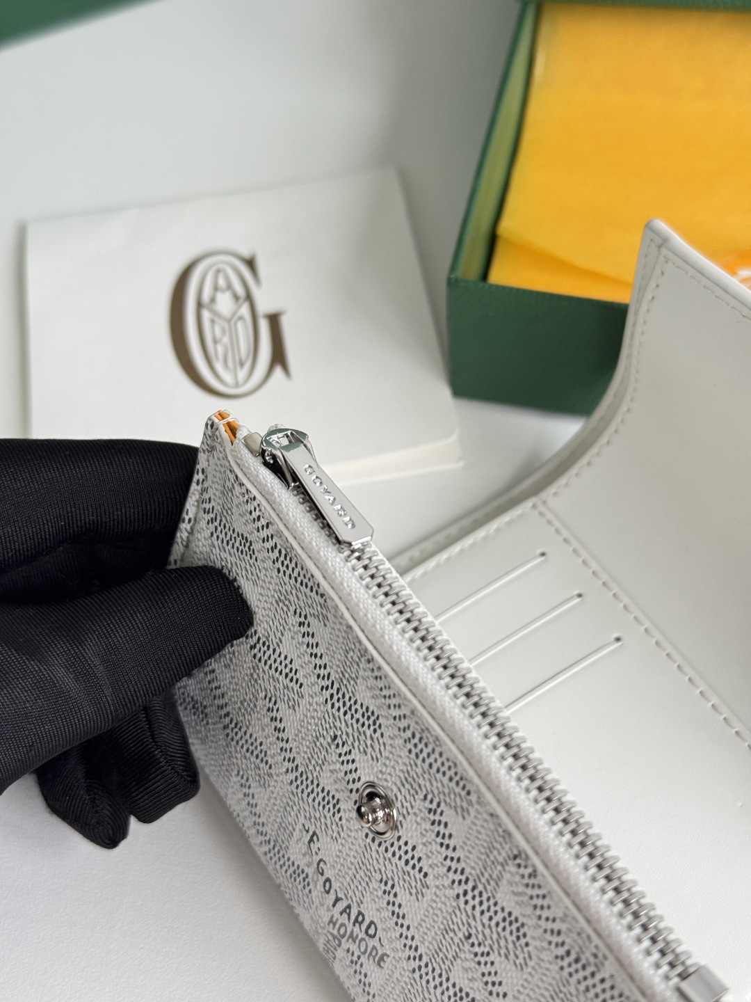 Goyard Saint-Gabriel White Goyardine Canvas Leather Trifold Wallet 10 cmp i1752309006723 9089 0 8