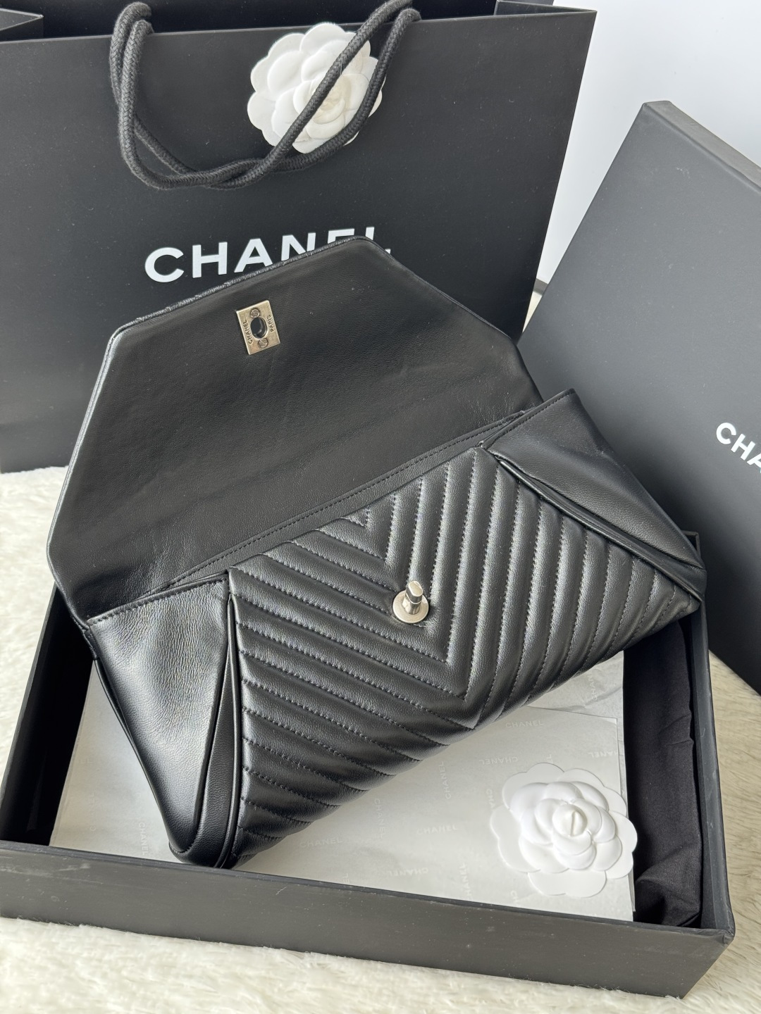 Chanel 小香 羊皮手包