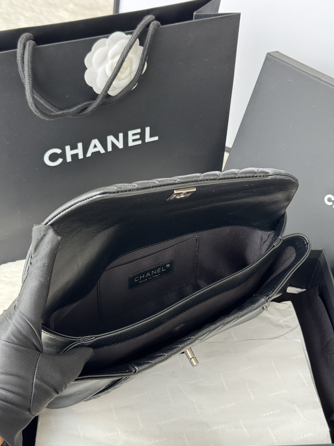 Chanel 小香 羊皮手包