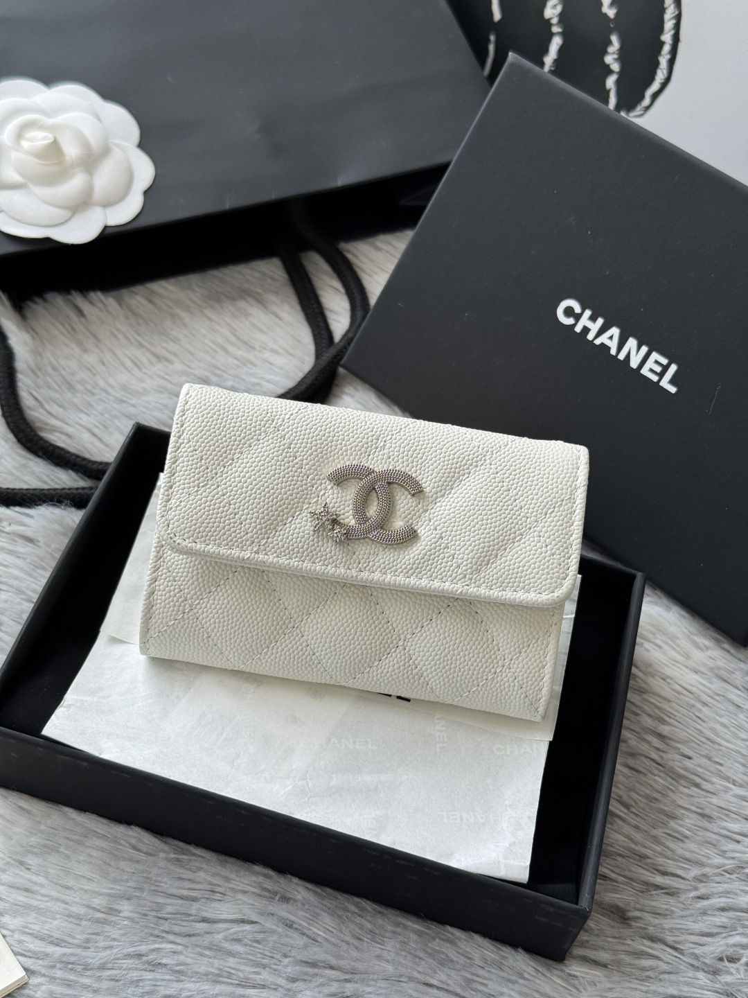 Chanel 升级版小香2025 秋季 新品 两折卡包