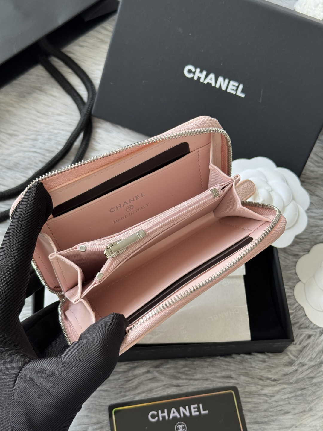 Chanel 内里有拉链小香小拉链卡包