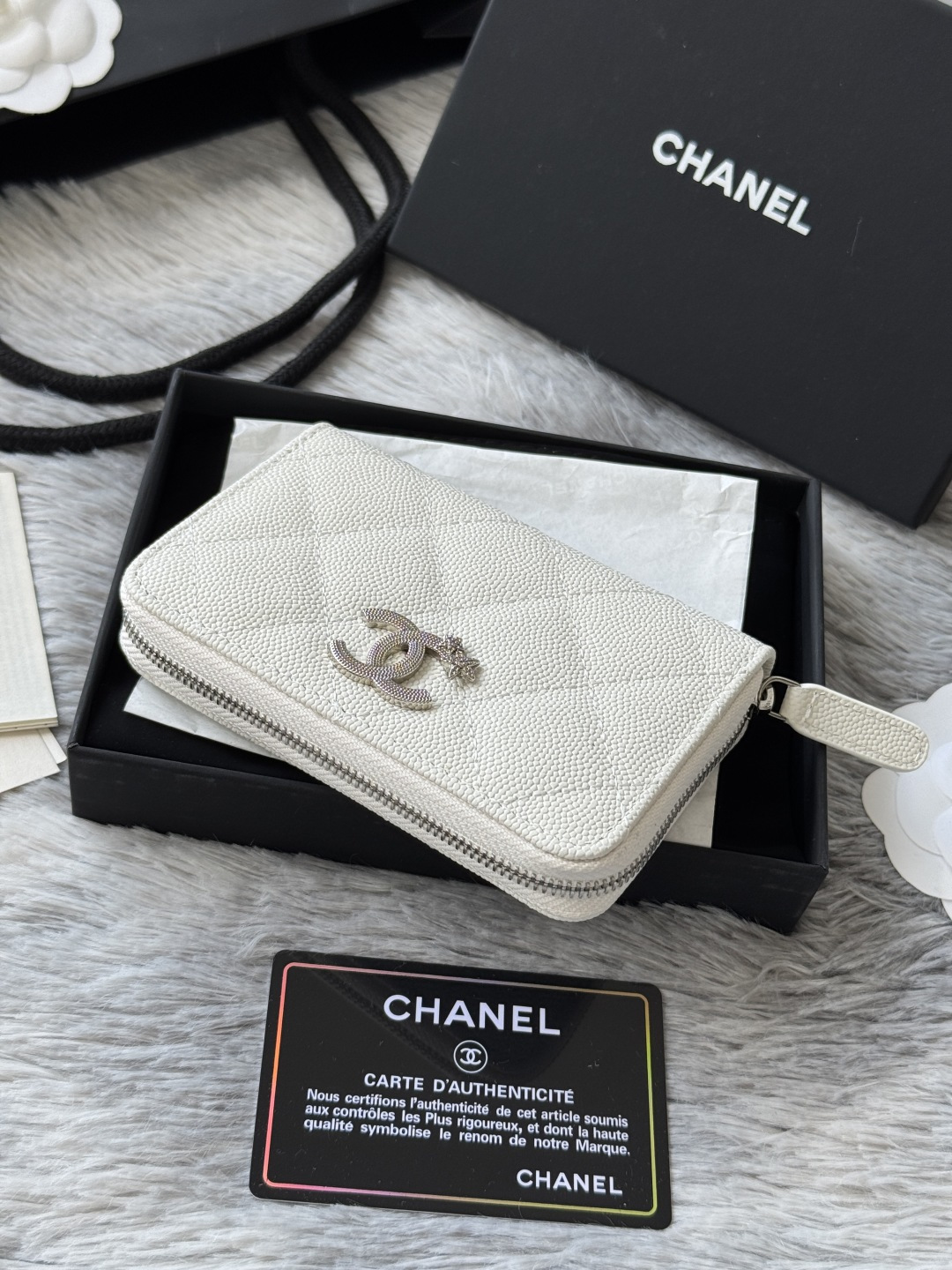Chanel 内里有拉链小香小拉链卡包