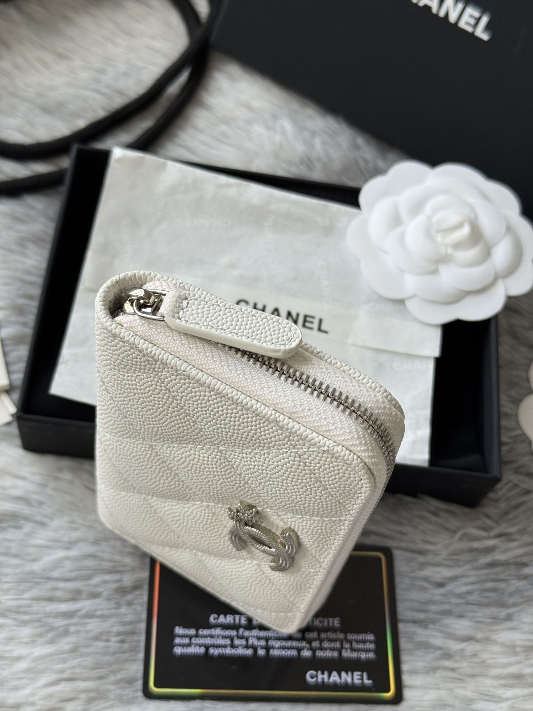 Chanel 内里有拉链小香小拉链卡包