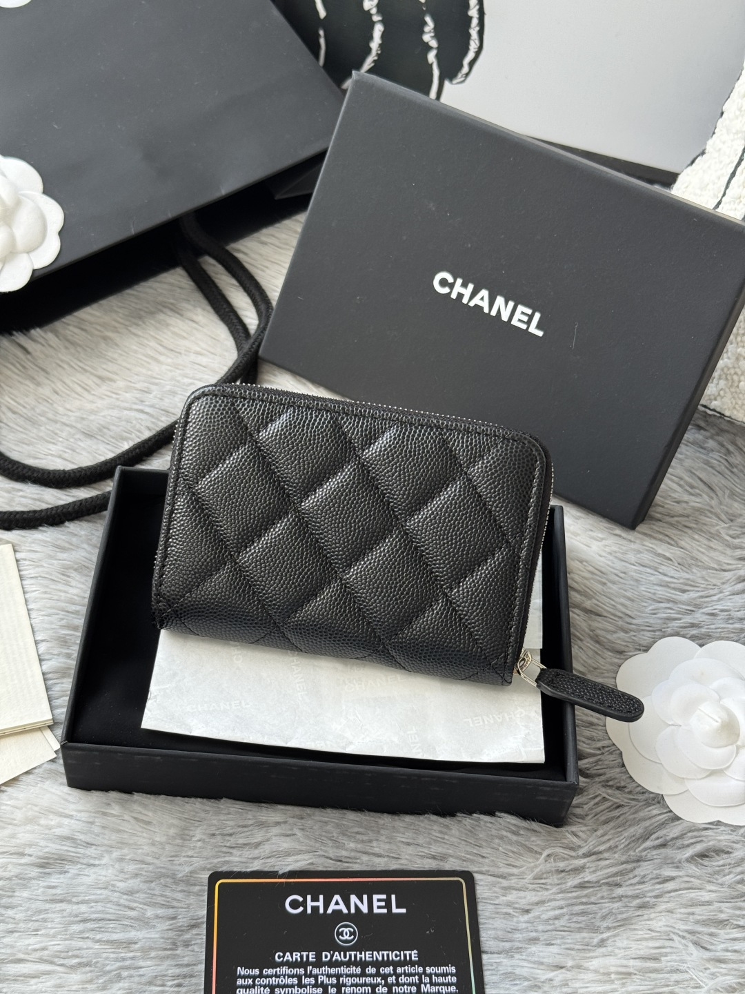 Chanel 内里有拉链小香小拉链卡包