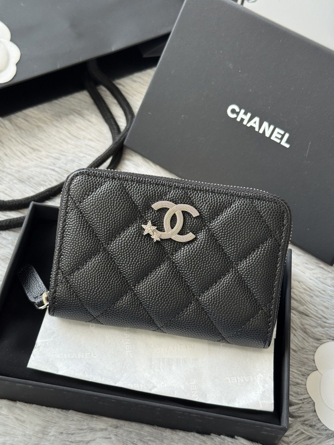 Chanel 内里有拉链小香小拉链卡包