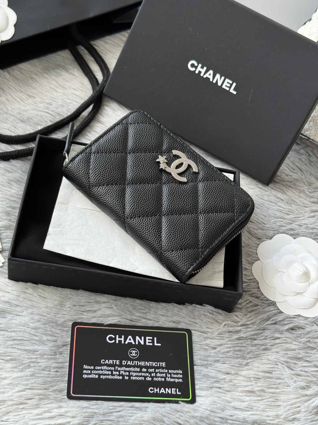 Chanel 内里有拉链小香小拉链卡包