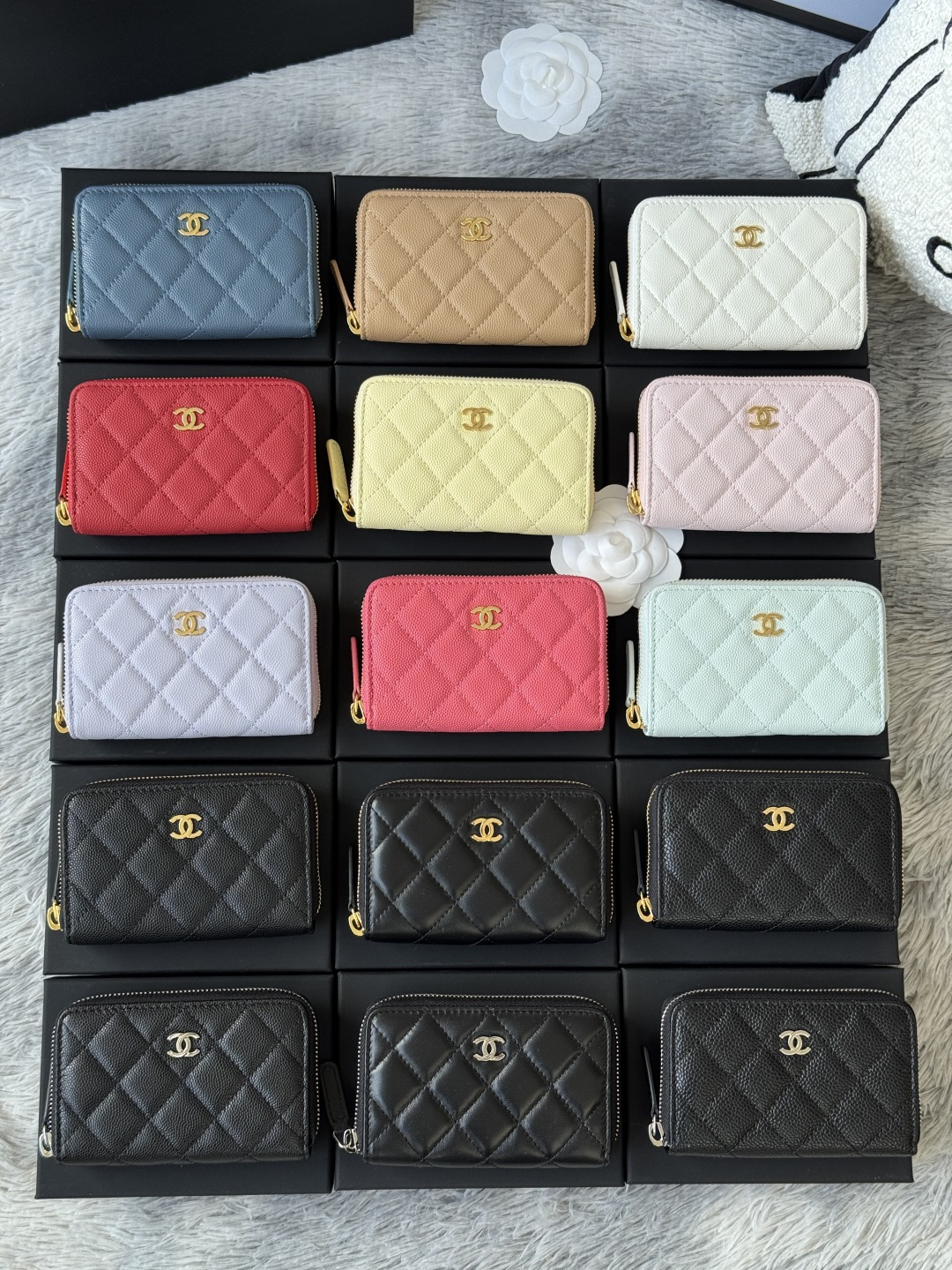 NO:673687,Finally arrived, collection number 3686, fifteen colors chanel 25c zipper bag, large size, zipper inside, chanel wallet, chanel, wallets19860909终于到货了 编号3686合集 十五个颜色 chanel 25c 拉链包 大款 内里带拉链,chanel钱包,chanel,wallets,欧美剧