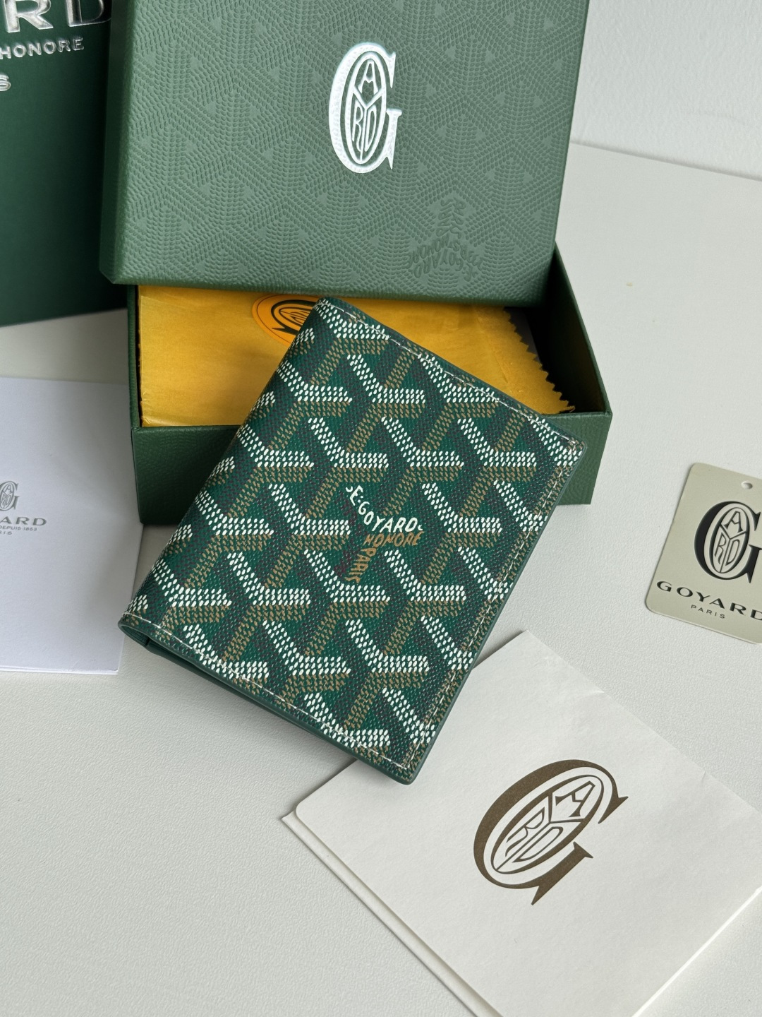 Saint-Marc カードケース - 上質な頭層牛皮製