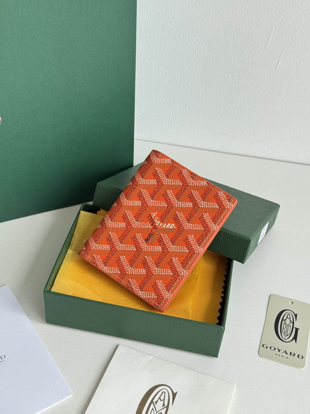 Saint-Marc カードケース - 上質な頭層牛皮製