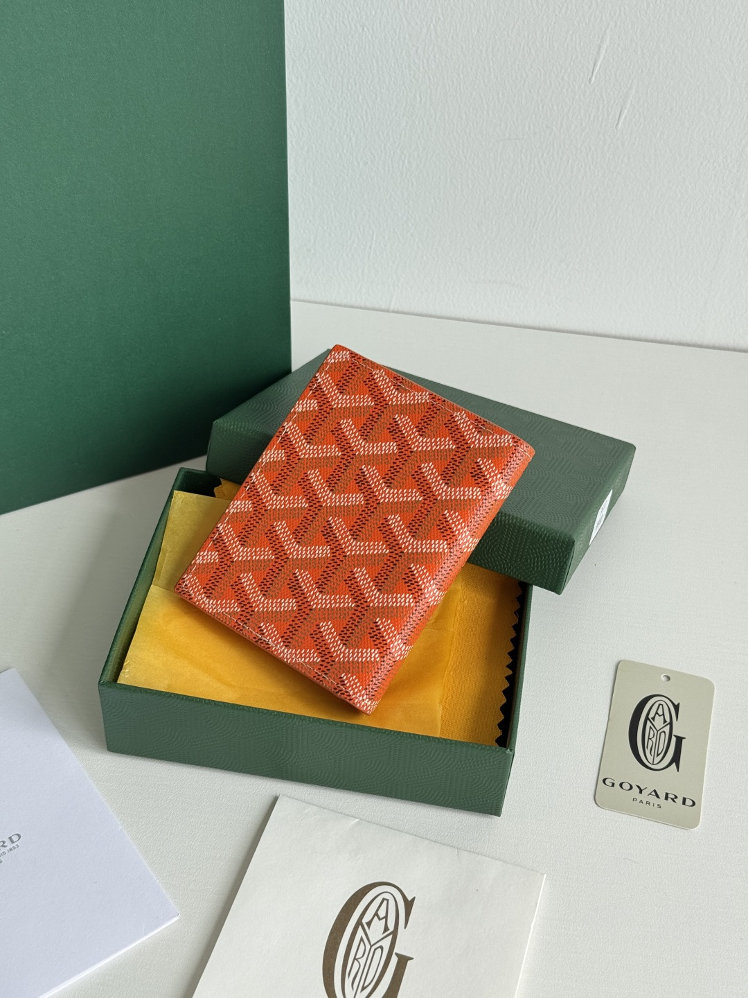 Saint-Marc カードケース - 上質な頭層牛皮製