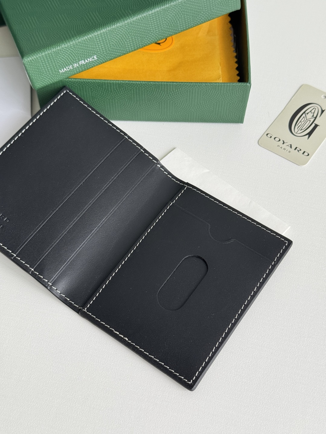 Saint-Marc カードケース - 高級頭層牛皮製