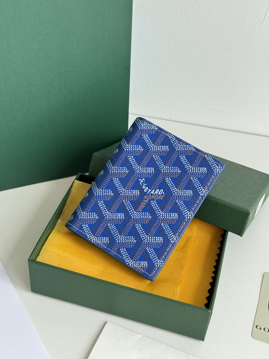 Saint-Marc カードケース - 上質な頭層牛皮製