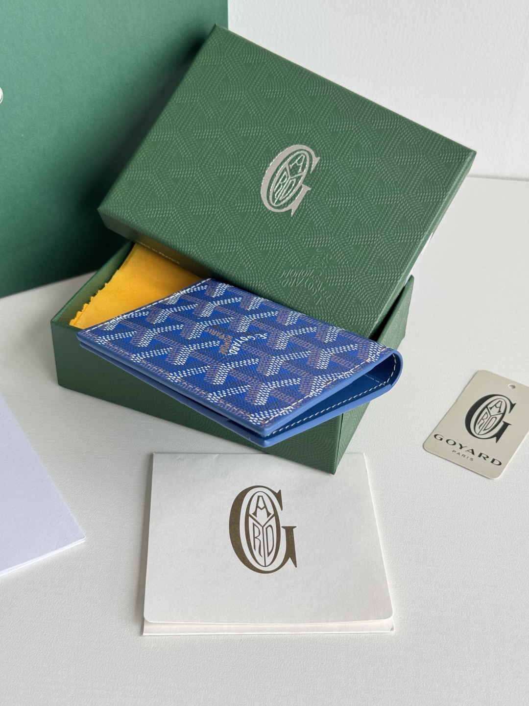 Saint-Marc カードケース - 上質な頭層牛皮製